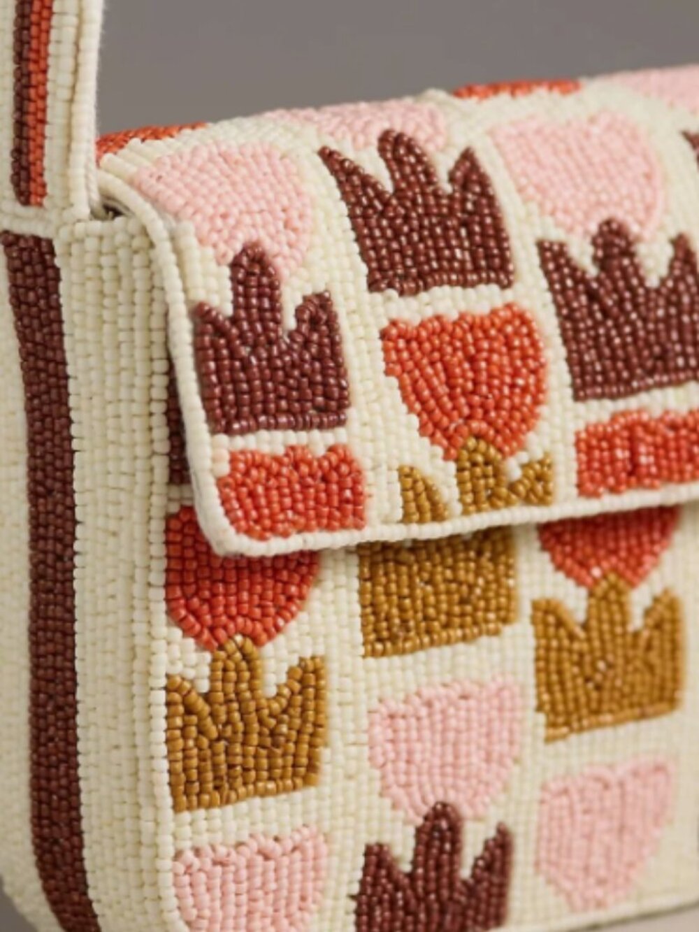 Fiona Beaded Bag - Retro Flower Edition - Picture 4 of 8